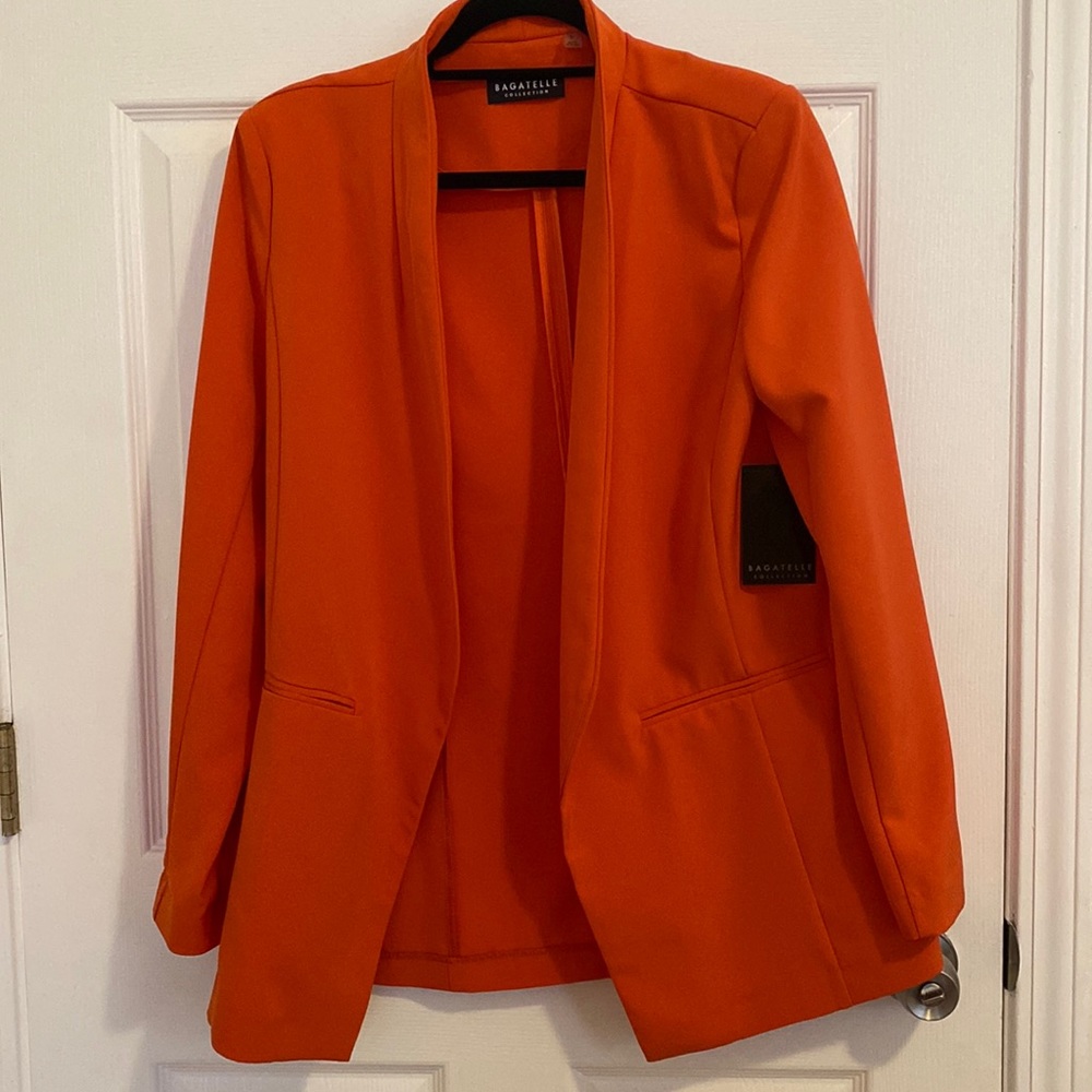 Bagatelle long sleeved Blazer - Brand new with tags, Coral size Large
